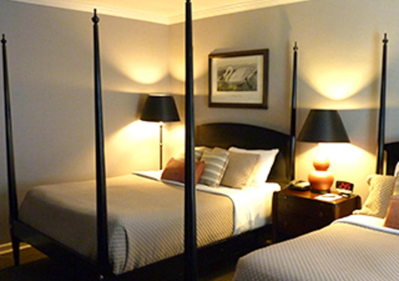 Colgate Inn Hamilton Extérieur photo